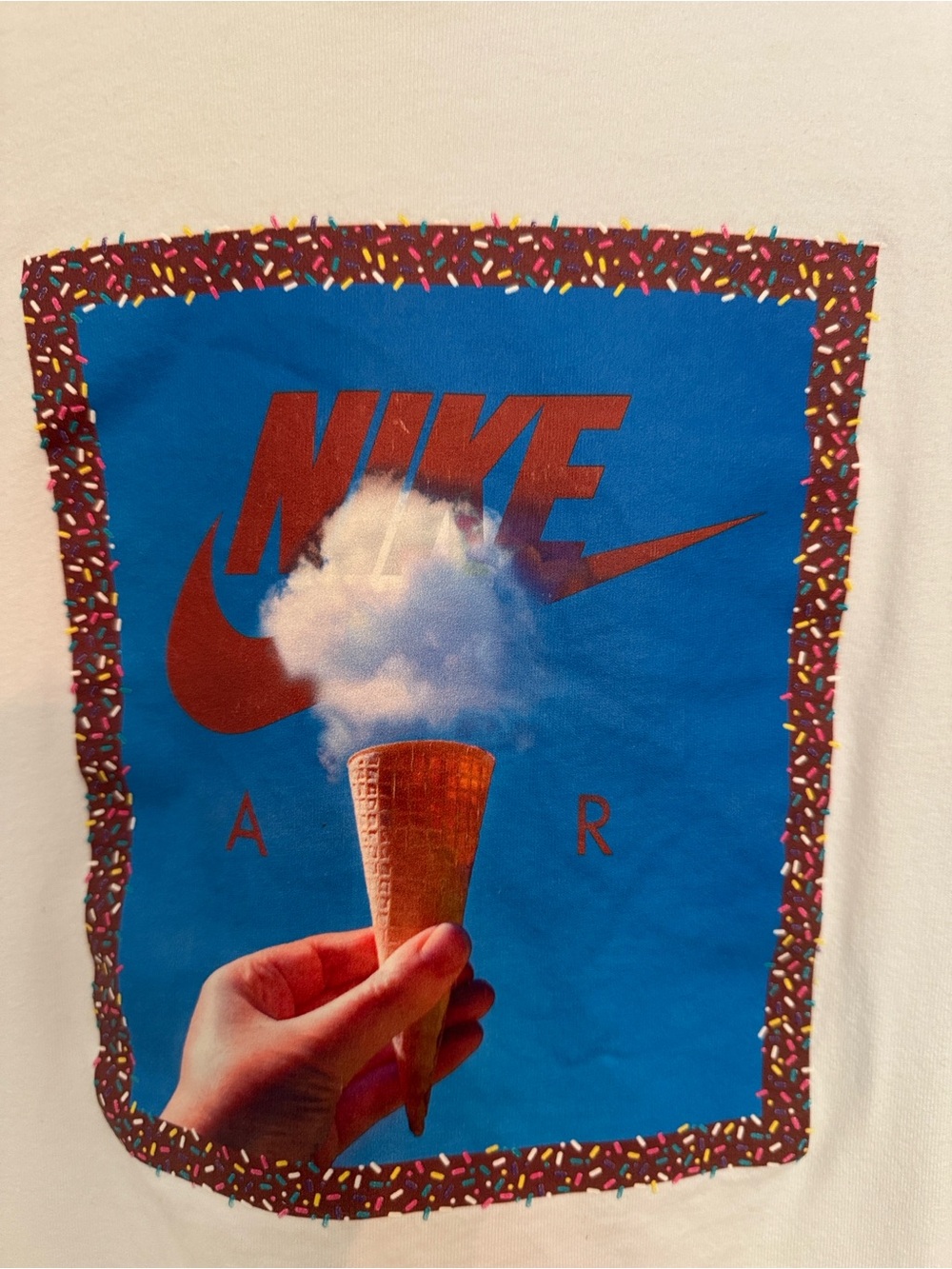 BUNDLE- Nike Graphic Tees - Picture 4 of 16